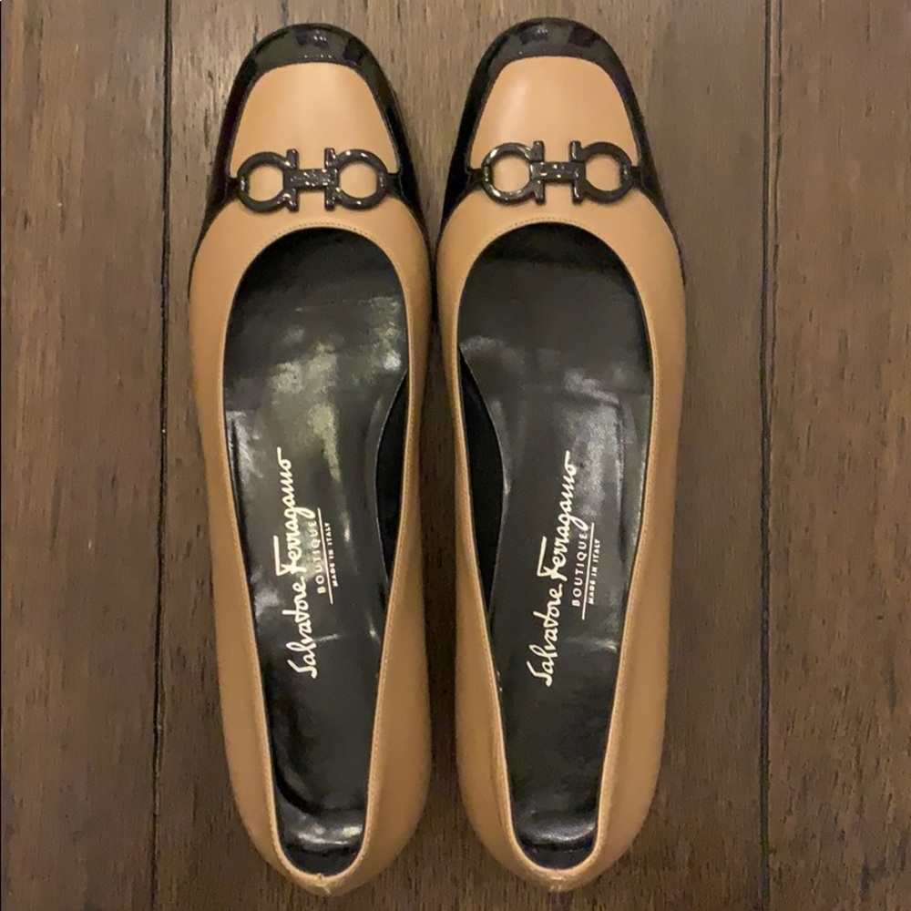 Salvatore Ferragamo Leather Flats